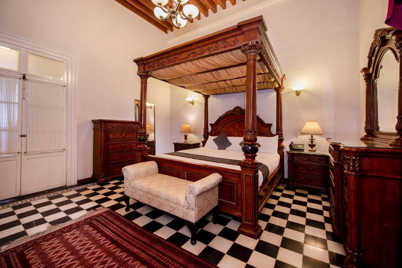 Hotel Senorial Керетаро Экстерьер фото